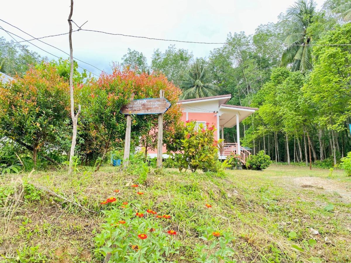 Tr Bungalow Ko Yao Yai Exterior photo